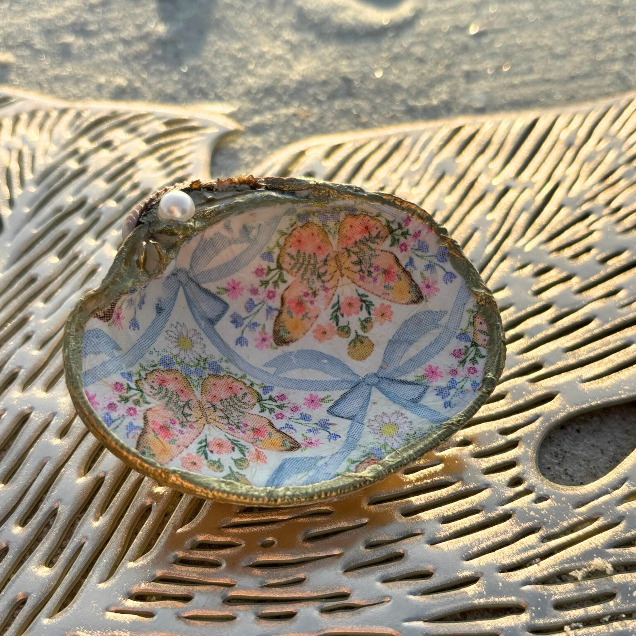 mfmermaidfinds maeandfay seashelljewlery local handmade